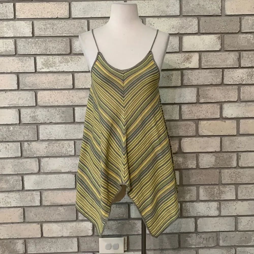 3for$20 tank top xs
